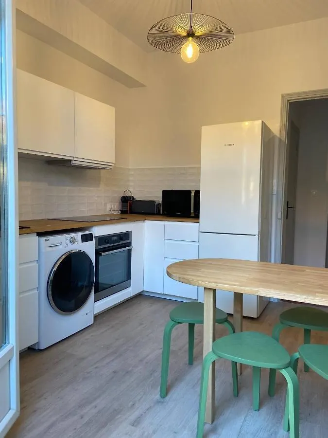 Appartement Entierement Renove Au Coeur D'아비뇽